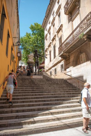 Center Plaza Figueres  Фигерас